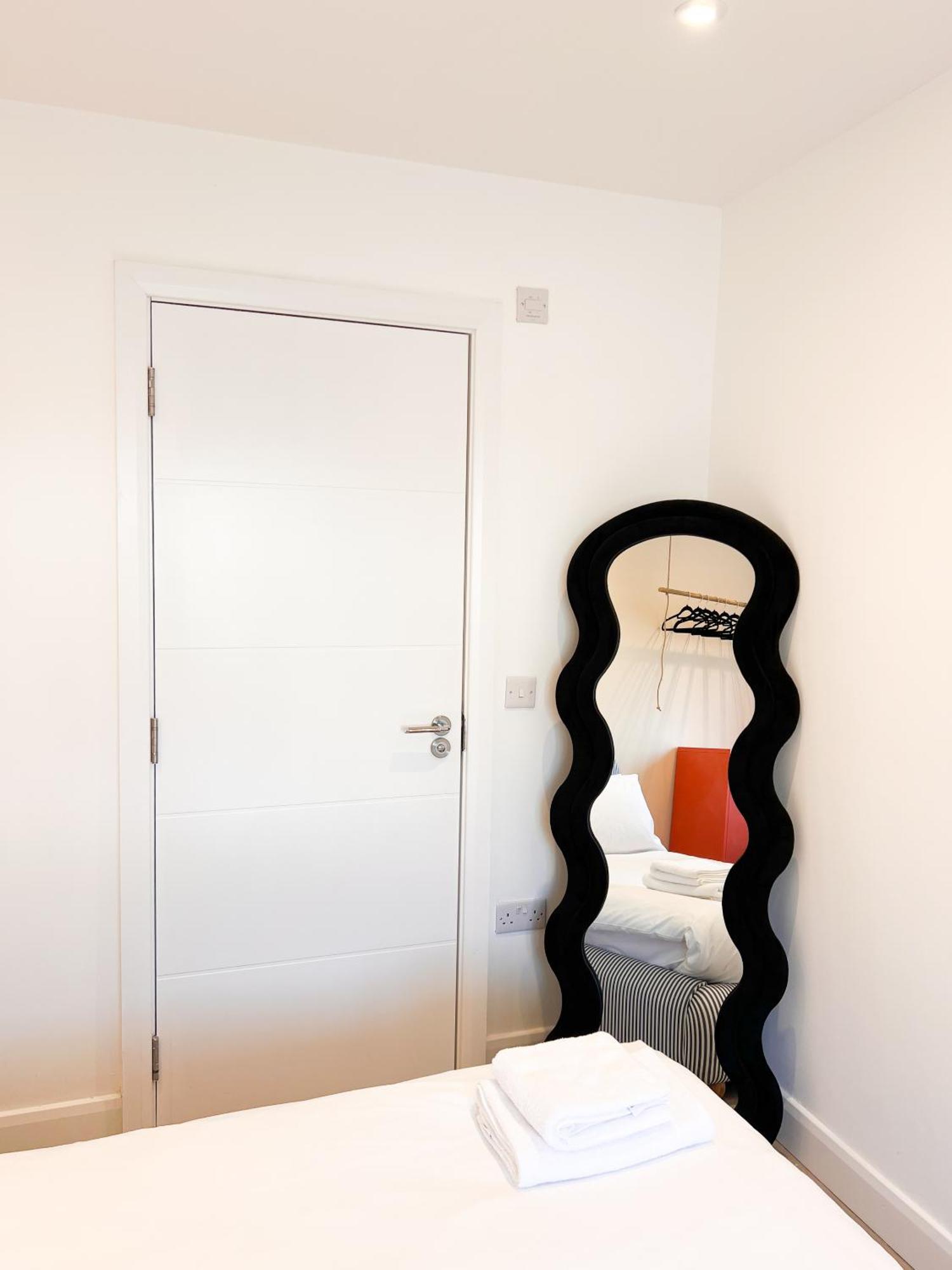 Zozy Clitterhouse Hotel Londres Quarto foto